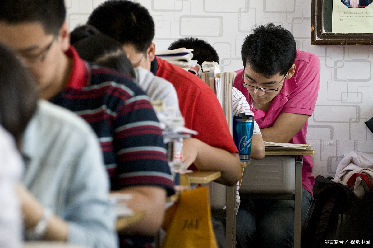 没参加高考可以复读上大专吗,高考没考好复读要什么条件吗