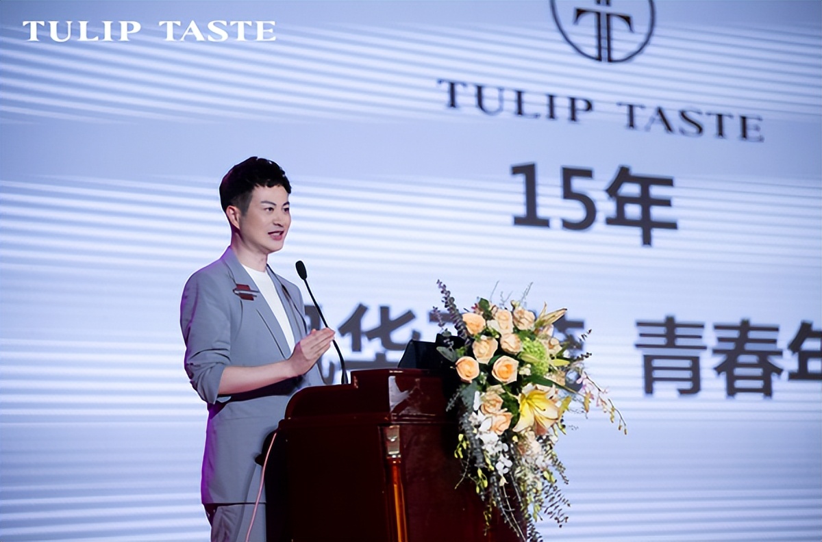 凝聚青春力量奋进新的征程,凝聚青春正能量逐梦扬帆再起航