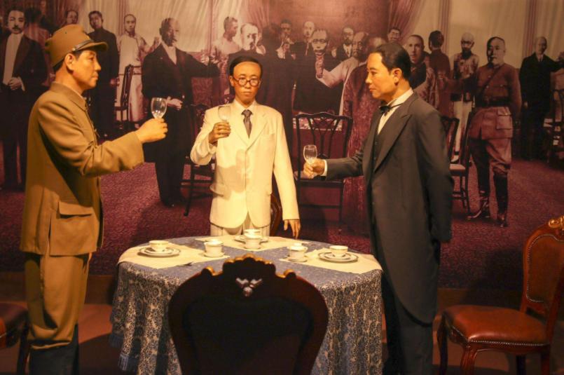 溥仪的谥号和庙号怎么确定的,爱新觉罗溥仪的庙号和谥号