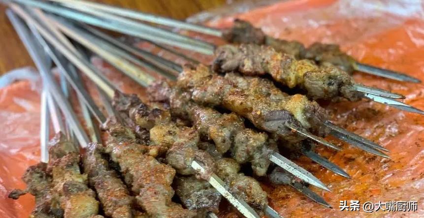 羊尾油和羊板油有什么区别,羊尾是油还是肥肉