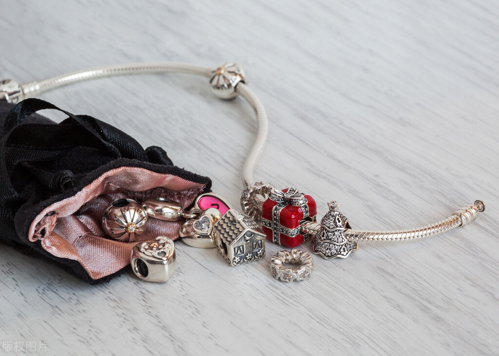 潘多拉手链经典款,让人眼前一亮手链推荐