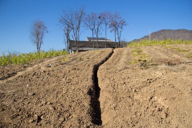 镇安海棠山山顶村子,秦岭关中深山最真实的老房子