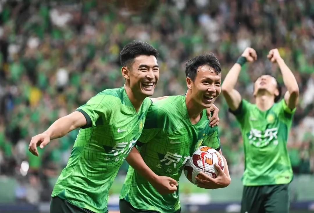 中超最新战报山东泰山,中超最新排名泰山绝杀国安领跑