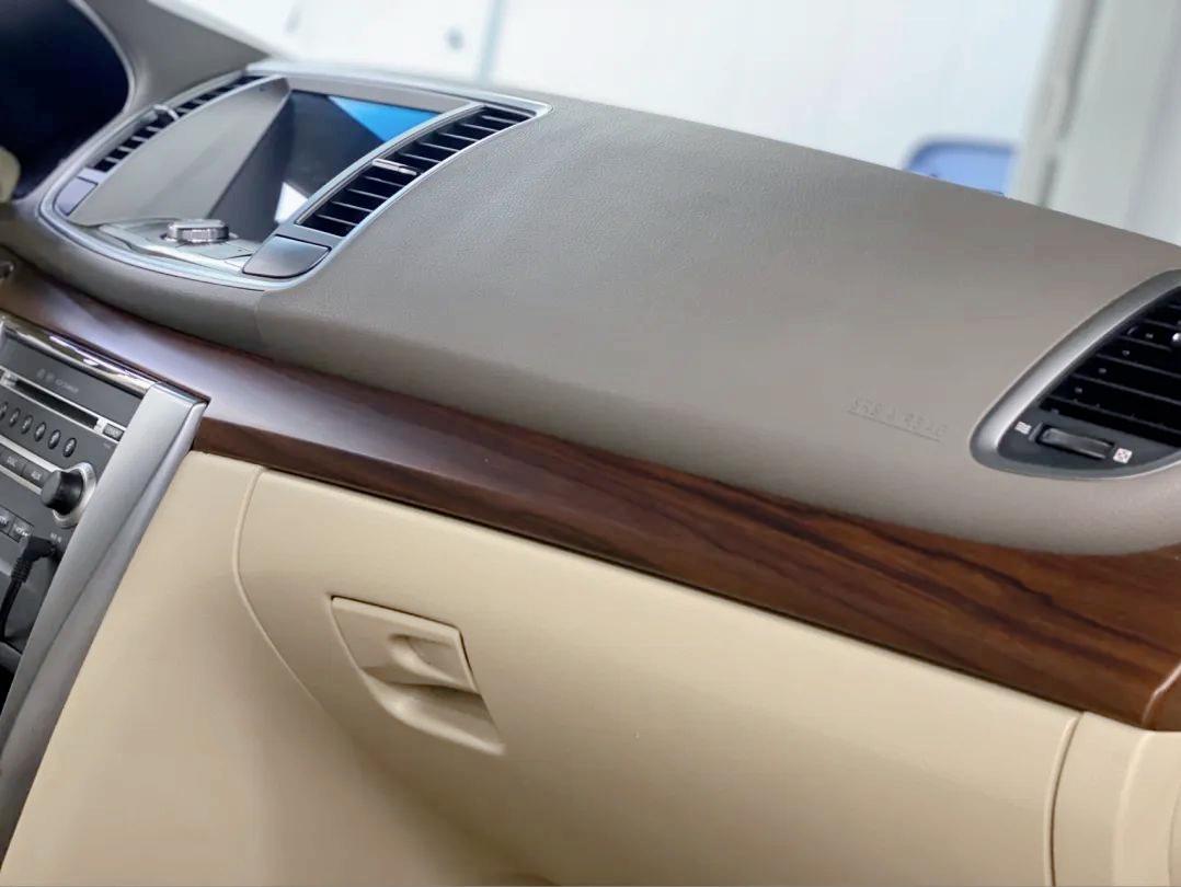 09天籁全车翻新整改多少钱,日产天籁自己撞烂了维修多少钱