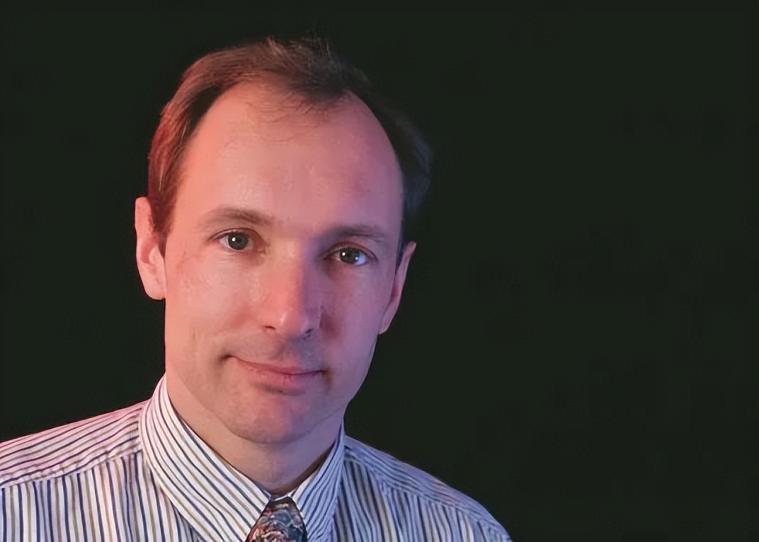 除了色情内容，小天才的社交“杀”疯了