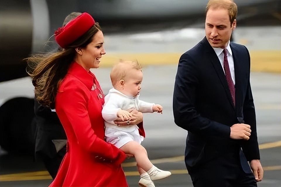 英国女王的加冕王冠,英国女王的加冕皇冠