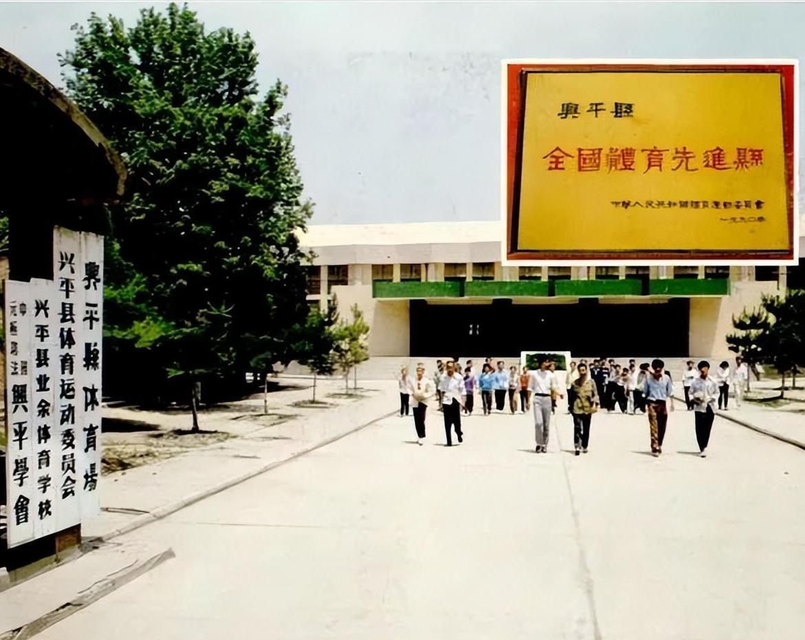 神秘华侨要在家乡投资30亿，一查：支票系伪造，他是本地失业教师