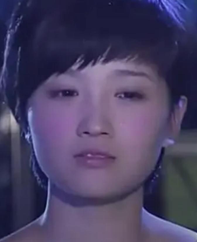 从“相貌平平”到千娇百媚，这7位女星的脸，前后差距让人破大防