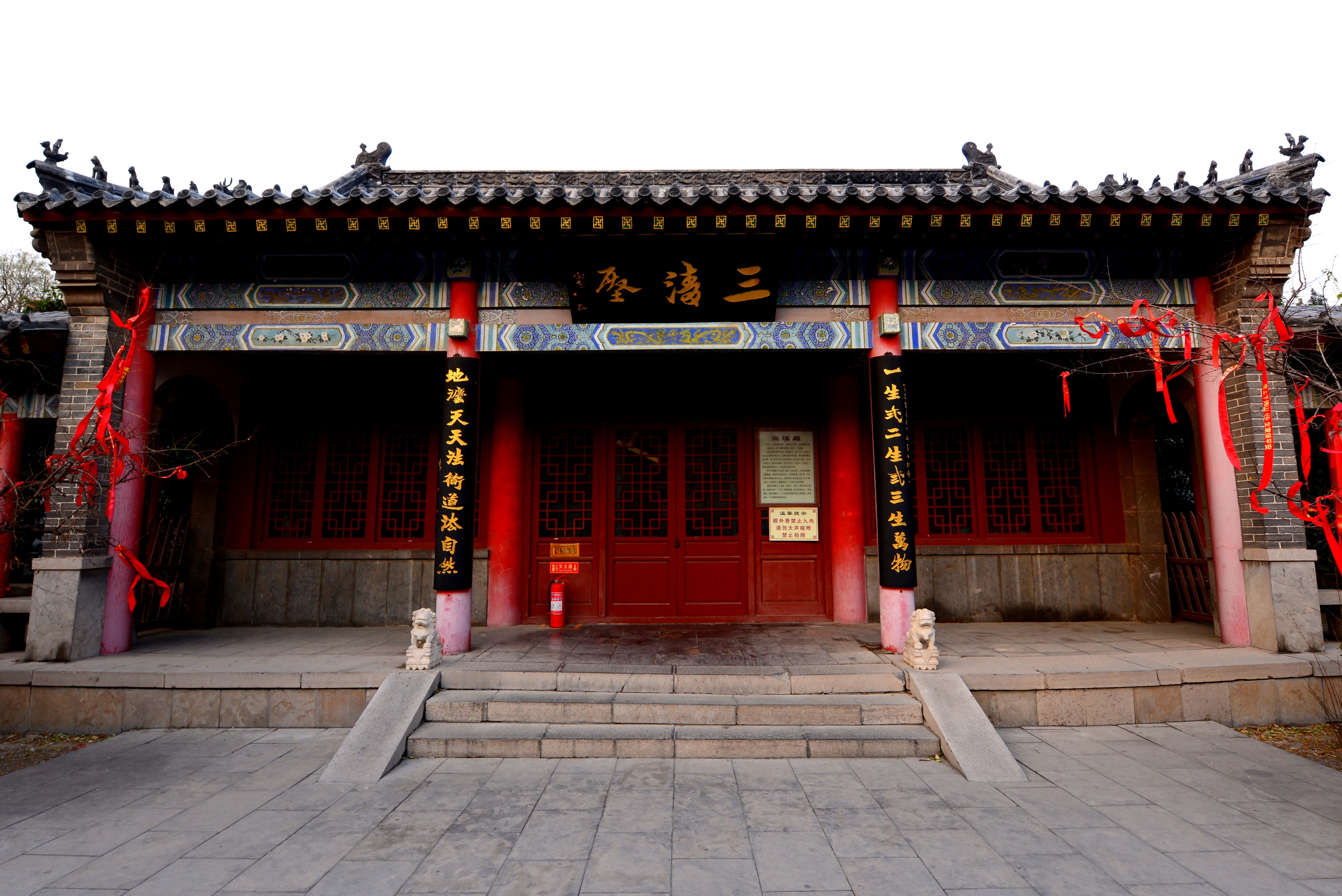 千佛山是济南三大名胜,济南三大景点千佛山