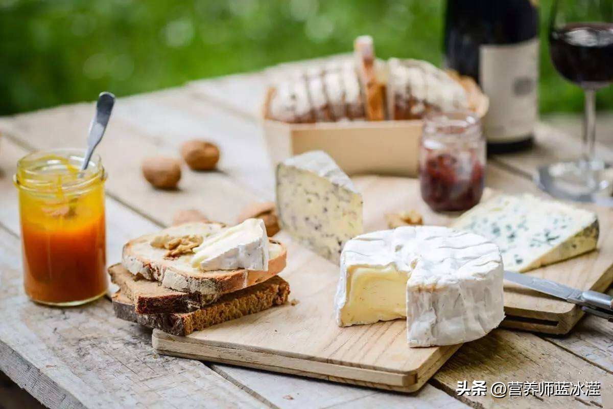 小孩子多吃奶酪能长高吗,宝宝吃奶酪的好处与副作用