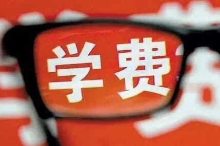 放牛娃的百亿人生：将10元店开遍全球，一年狂赚200亿