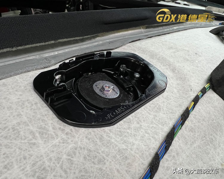 奔驰gle53s音响改装,奔驰gle53的音响效果