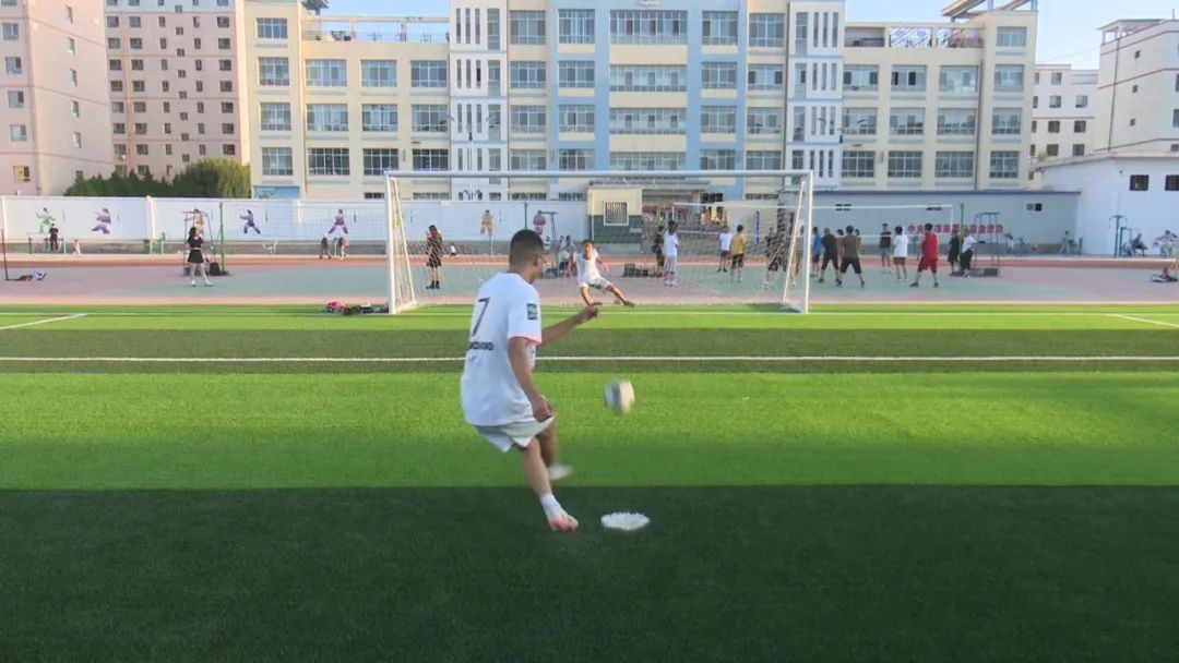 绿茵场上欢乐足球,高台县足球赛