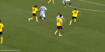 梅西与c罗巅峰对决世界杯,梅西阿根廷世界杯悲情