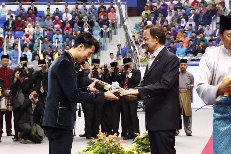 文莱国王有多少资产,文莱国王是一个超爱豪车的人