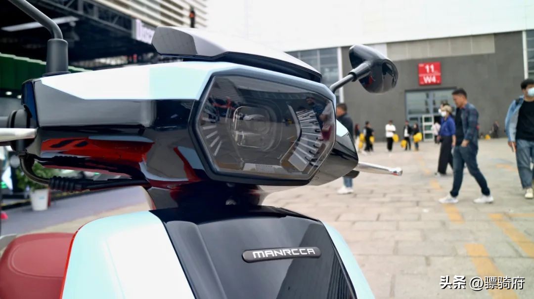 布雷斯通蓝卡150复古小踏板改装,布雷斯通150复古踏板摩托车测评