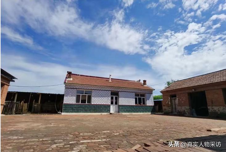 乡镇开一家米粉店能有多少收入,小县城开一个米粉店一个月的收入