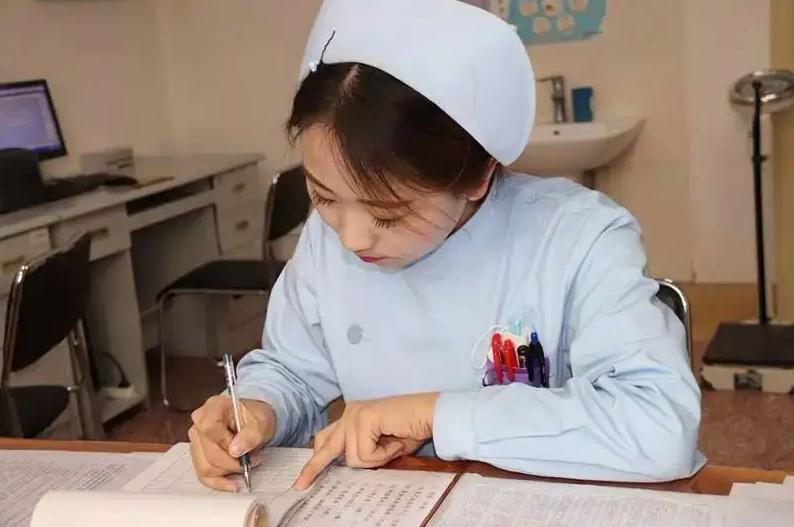 护理专业专科和本科有什么区别,护理专业专科与本科的区别