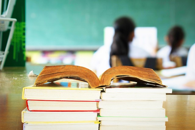 8个习惯让你头发悄悄变白,8个习惯让你成为高效能人士