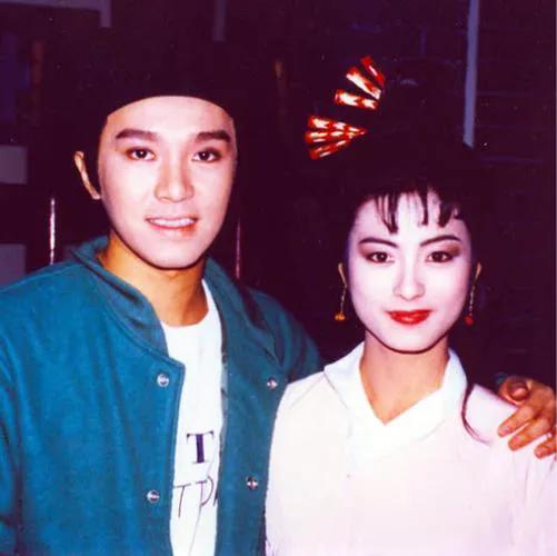 周星驰喜剧之王最后成功当导演,周星驰的喜剧之王为何能成为经典