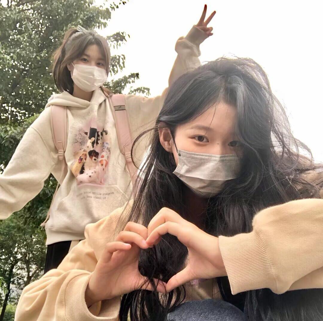 推荐神仙高质量闺蜜ins风格头像,闺蜜头像ins高级质感一人一张