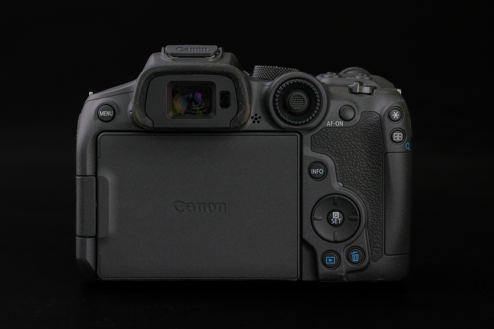 佳能eosr7目前值得买吗,佳能eosr7优缺点