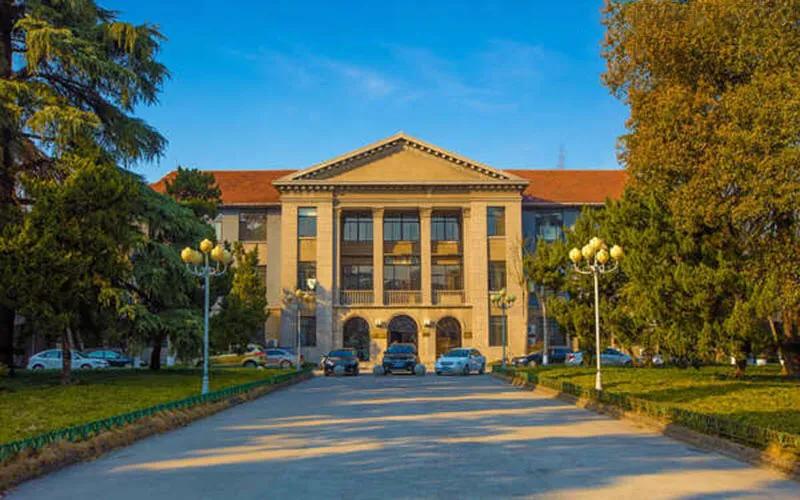 2023年扬州大学经费,扬州大学是双一流建设高校吗