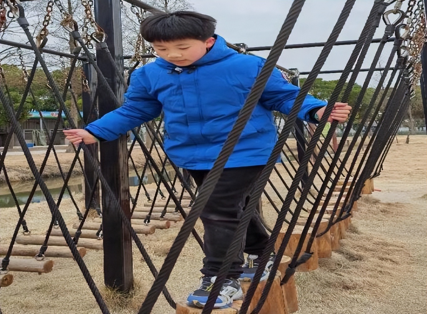 江苏大型儿童成长节目剪刀石头布,小鸭嘎嘎儿歌石头剪刀布早教0-3岁