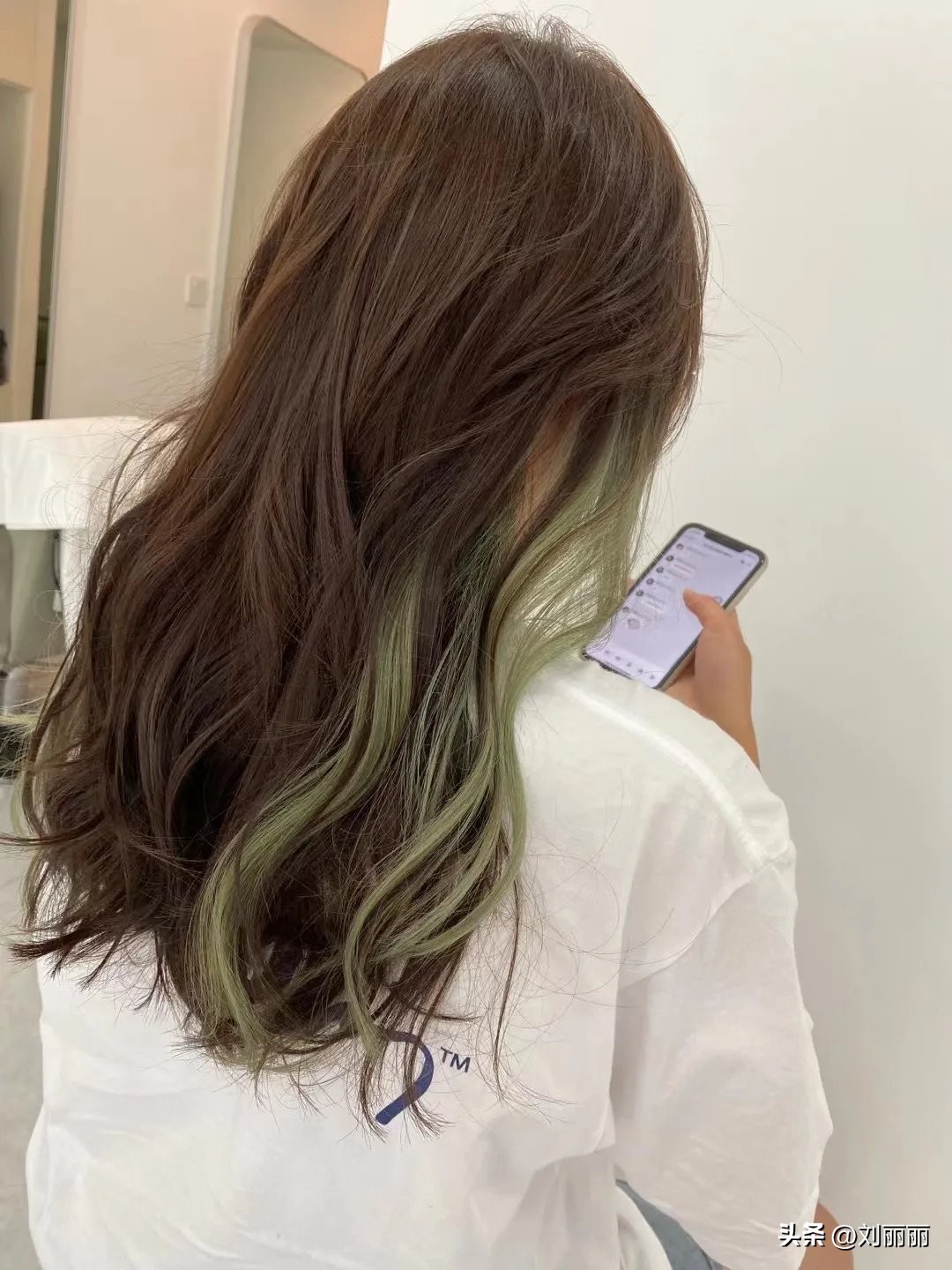 时尚大气好看的发型,最简单最时尚最好看的发型