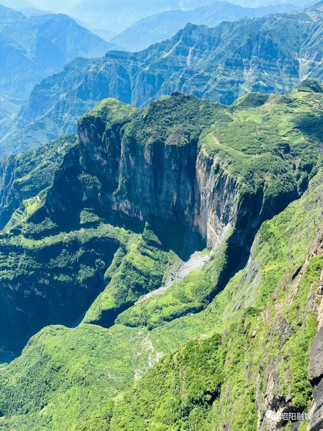 昭通大山包一览众山,昭通市昭阳区大山包乡