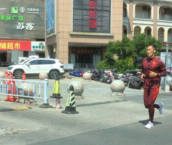 国足队长吴曦越南,吴曦国足最新消息