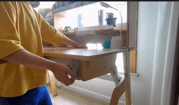 斯芬达小鹿桌配套阅读架,斯芬达小鹿桌儿童实木学习桌