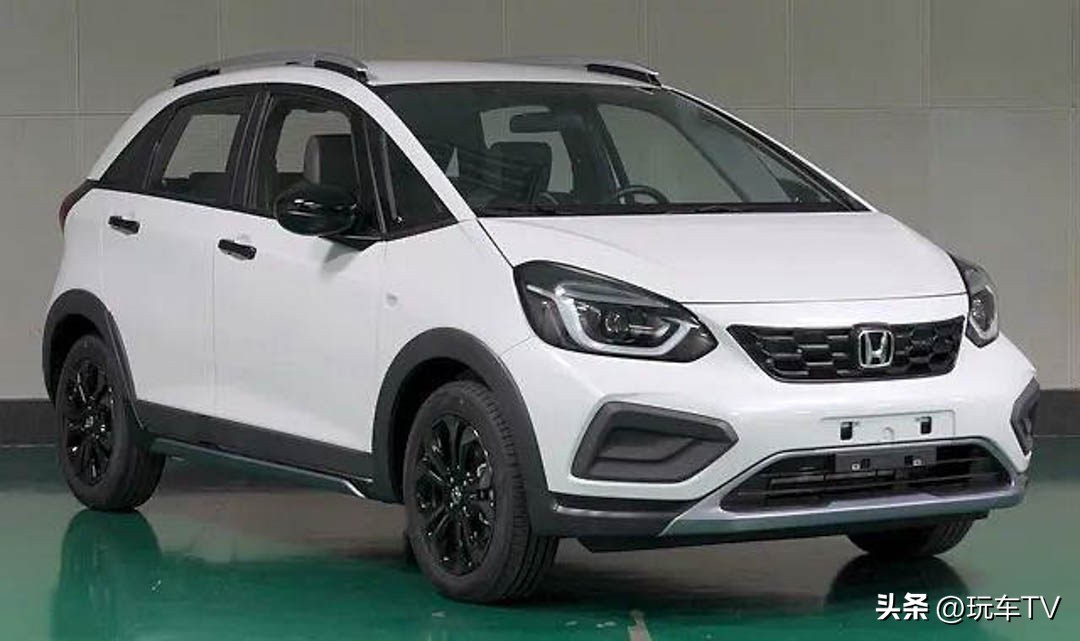 飞度发动机内部强化,飞度原版rs尾翼