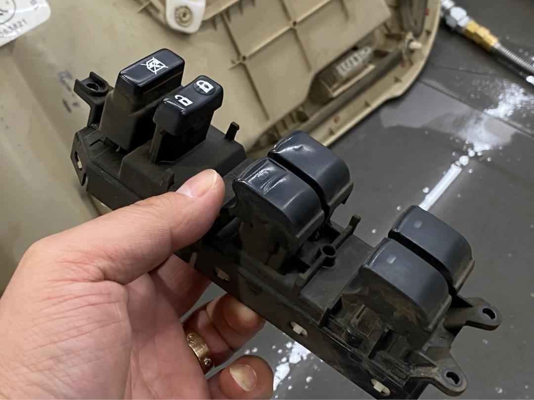 丰田霸道老车翻新升级好的出售,搞工地车翻新