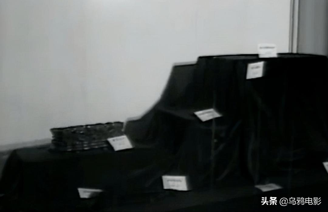 B站9.8，全员恶人，这上亿的买卖，可真刑