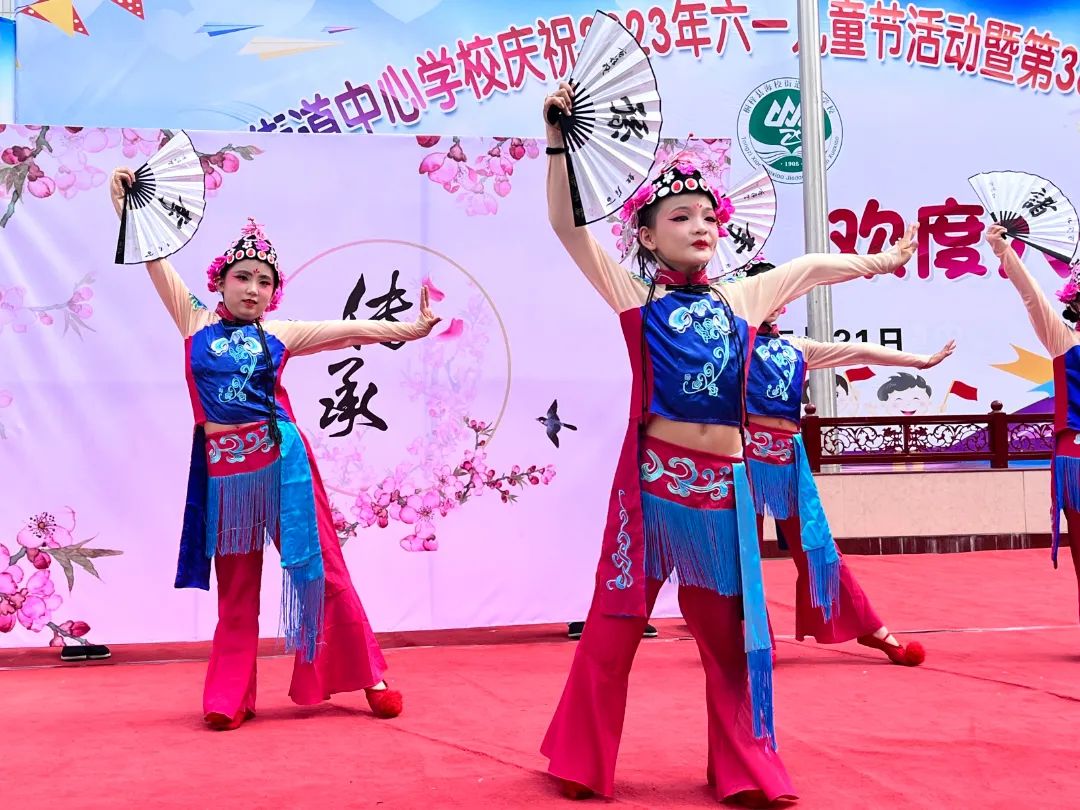 萌娃欢乐多幼儿舞蹈,小朋友最期待的六一儿童节