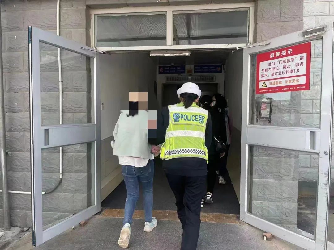 山东交警全方位保障出行安全畅通,暖心2019山东交警温暖守护回家路