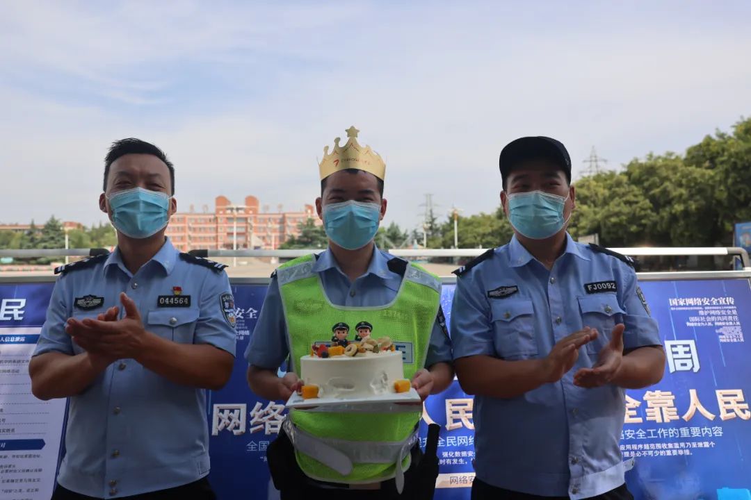 豫警观察丨焦作：生日祝福溢警营小小惊喜暖警心