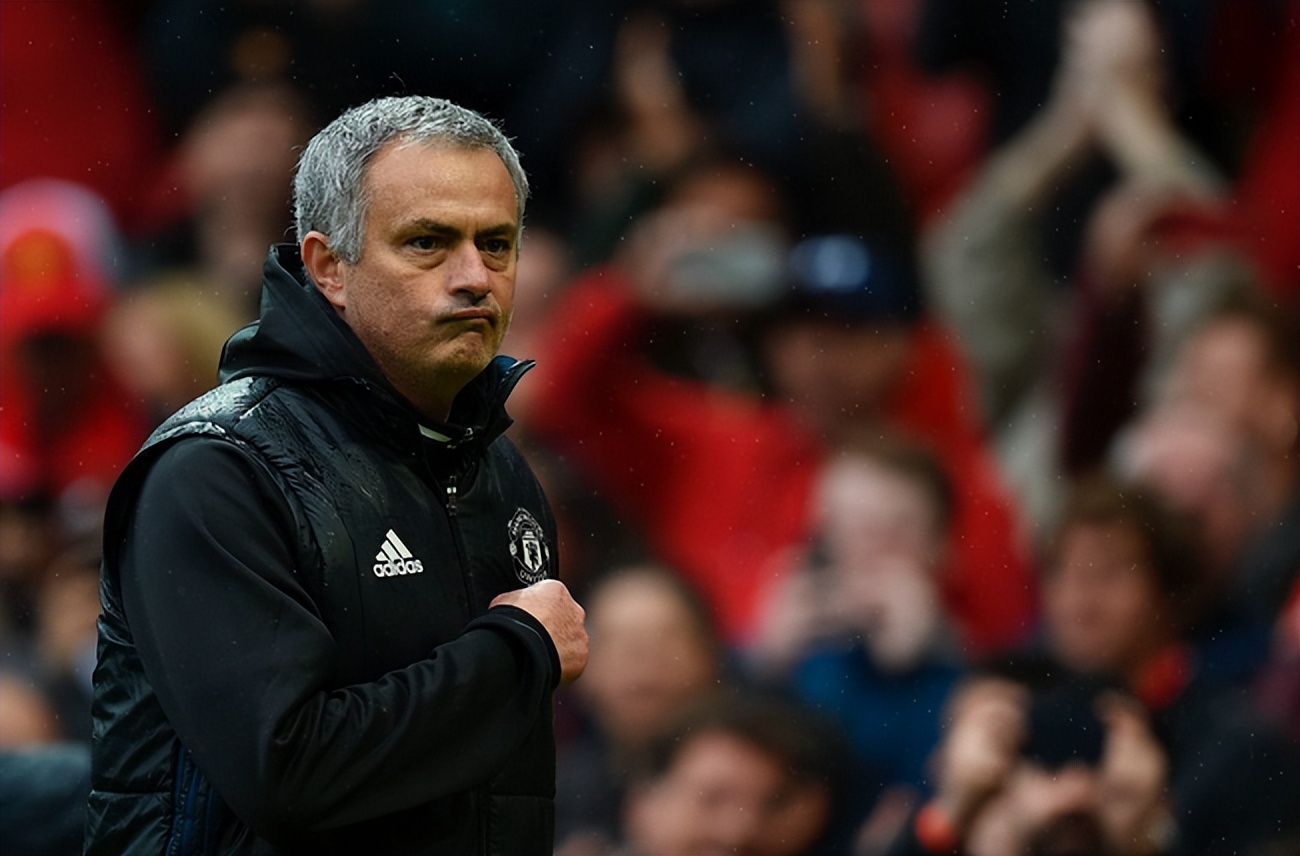 穆里尼奥炮轰裁判,穆里尼奥怒骂裁判