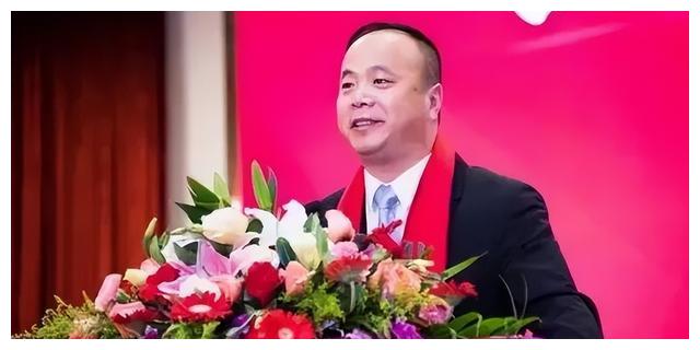 靠卖鸡排一个月赚6000多,靠炸鸡店一年能赚30万吗