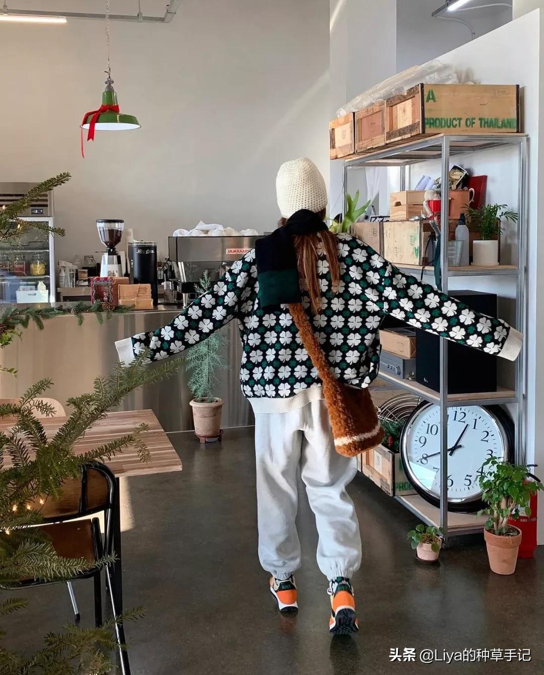 外套裙子早春最in穿搭巨美巨时髦,外套裙子这样搭配温暖又时髦