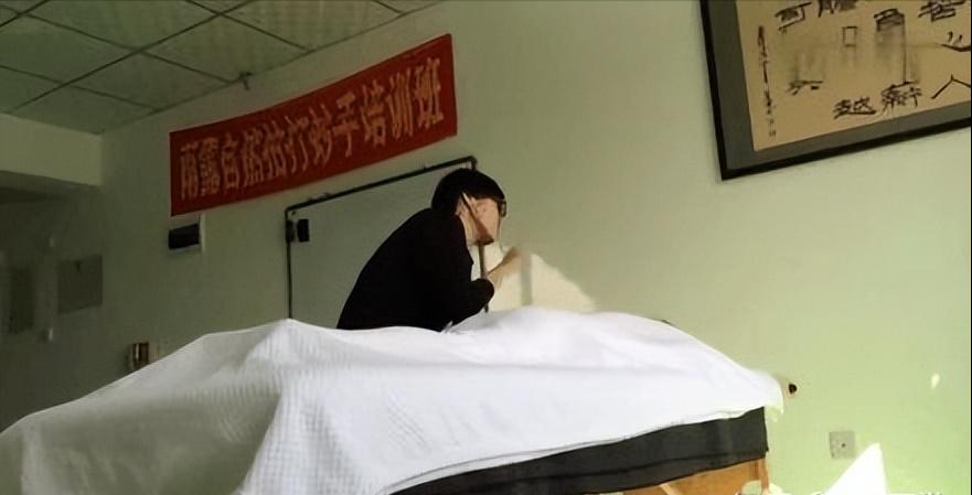 老年人被养生店骗怎么办,老人养生骗局