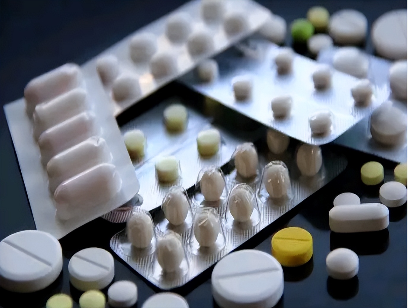 吃氨氯地平后脑梗,吃氨氯地平要忌哪三点不得脑梗