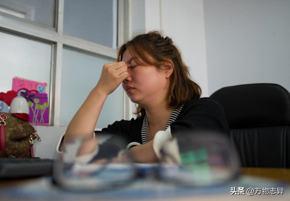 婆婆意外摔倒导致大腿骨骨折,婆婆腿骨折受罪了