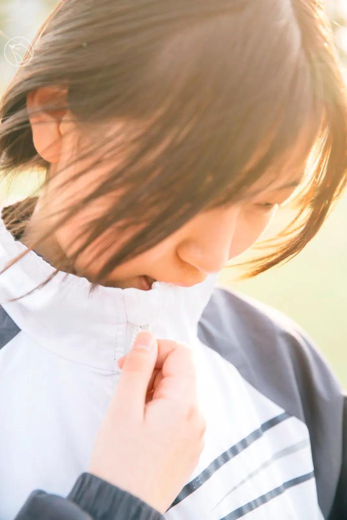 这个校园“*拍偷**狂魔”,拍下了95后的绝版青春