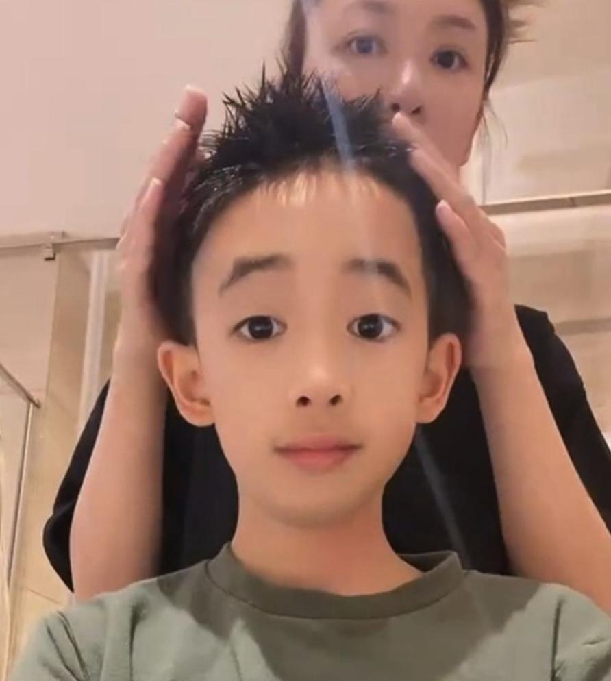 上海疫情期间的彭于晏,疫情期间居家的彭于晏