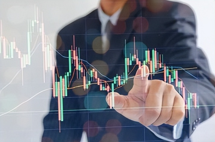 炒股是听“专家”的还是靠自己学习？新手散户应该这样做