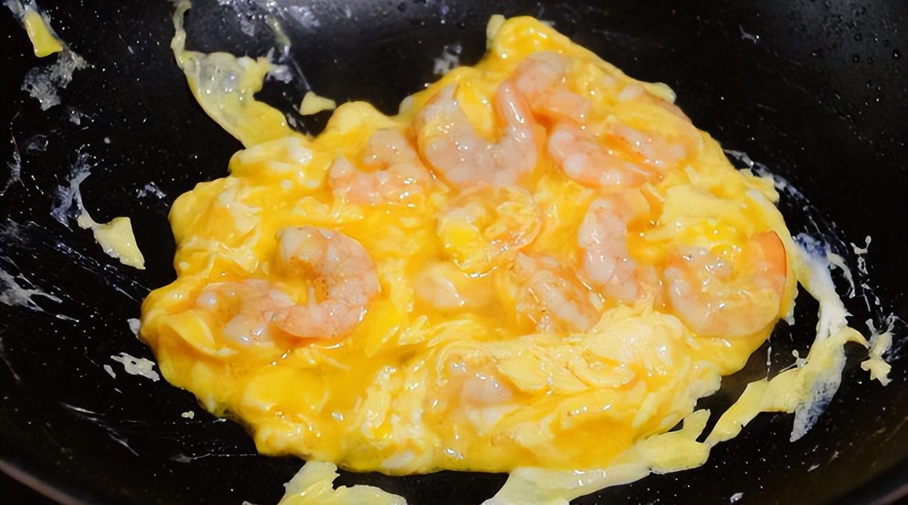 最正确的吃蟹和虾的吃法,虾蟹正确吃法大全