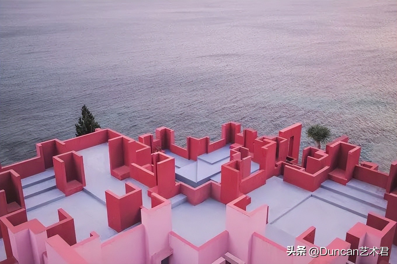 西班牙海边的纪念碑谷,西班牙海岸纪念碑谷