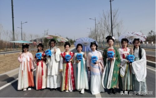 汉服打卡经典工程，追忆似水熠熠芳华——中建交通河南公司开展“三八”节主题系列活动